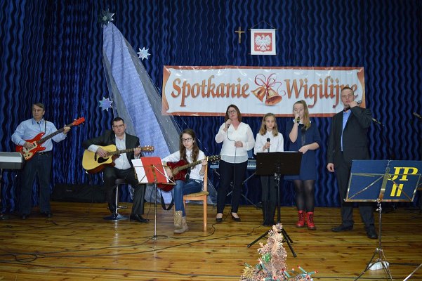 Wigilia wielopokoleniowa 2016 (32)